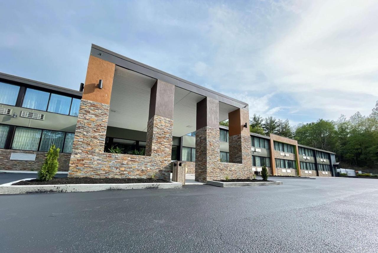 Wingate By Wyndham Lake George Exteriér fotografie